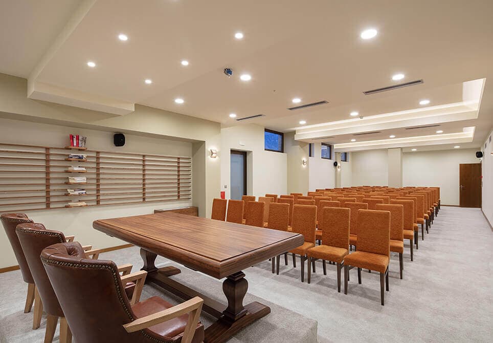 Orizontes Tzoumerkon Hotel Resort meeting room